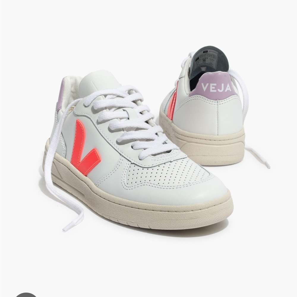Veja x Madewell V-10 sneaker size 36 (fits like 37 or 6.5)